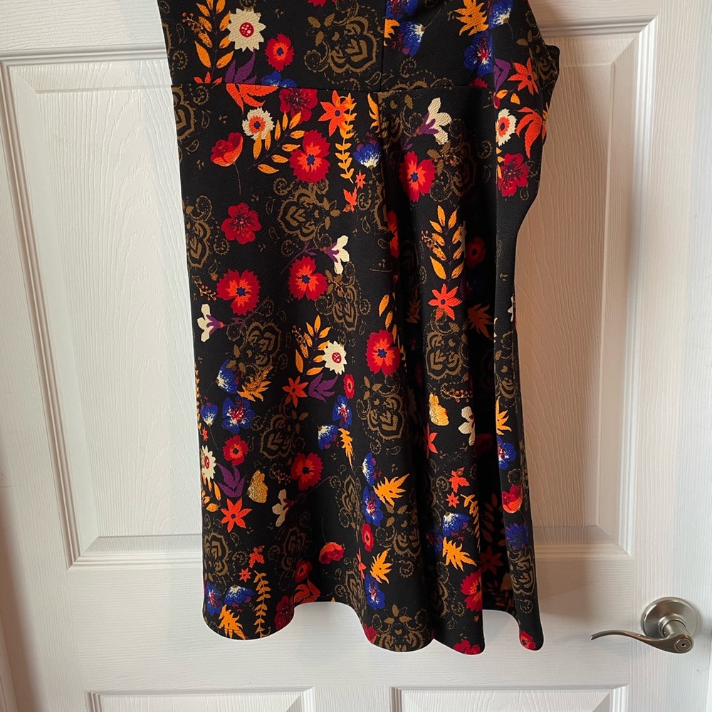 LuLaRoe NTW Red and Orange Knee-Length Skirt